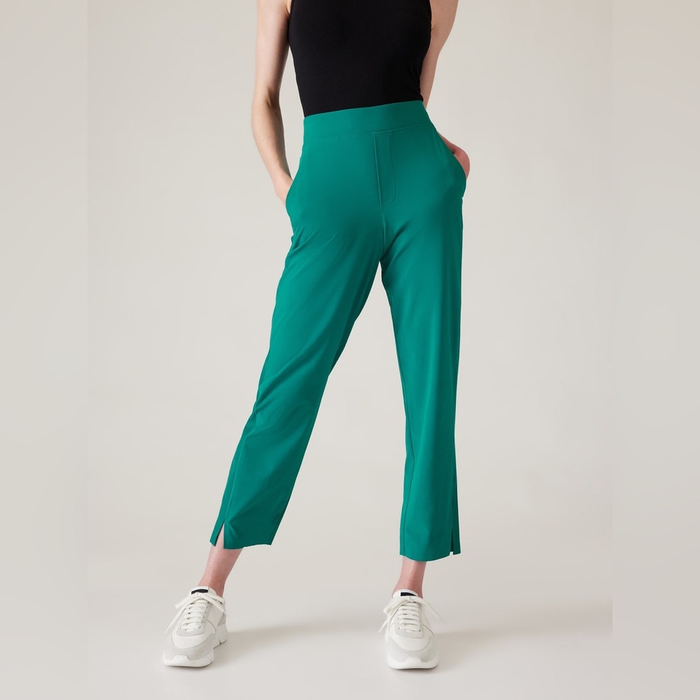 Athleta Featherweight Brooklyn Ankle Casual Pants with Pockets Size 6 Petite